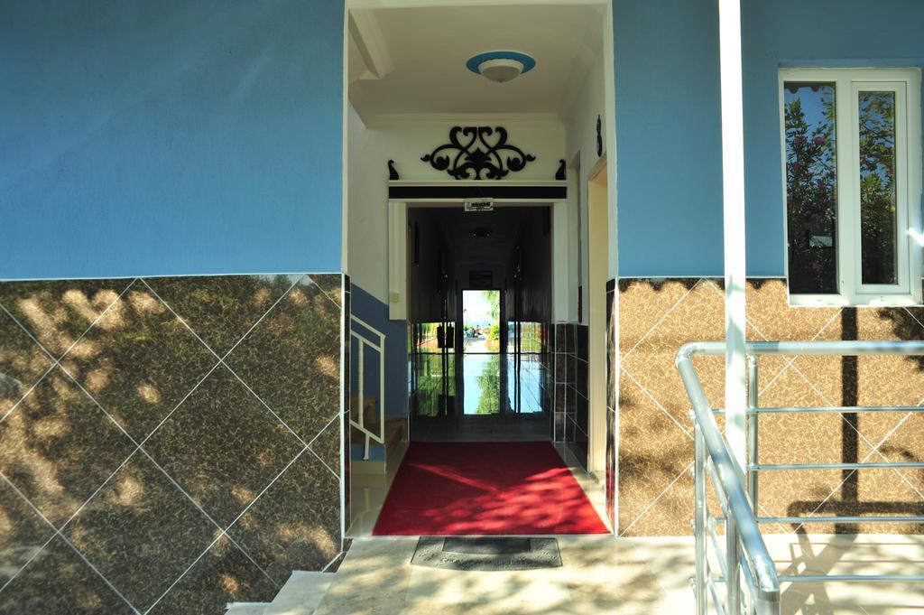 Oender Yildiz Hotel Kızılot Екстериор снимка
