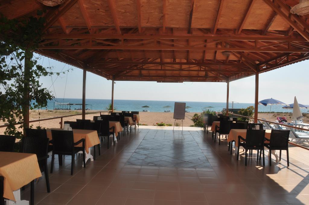 Oender Yildiz Hotel Kızılot Екстериор снимка